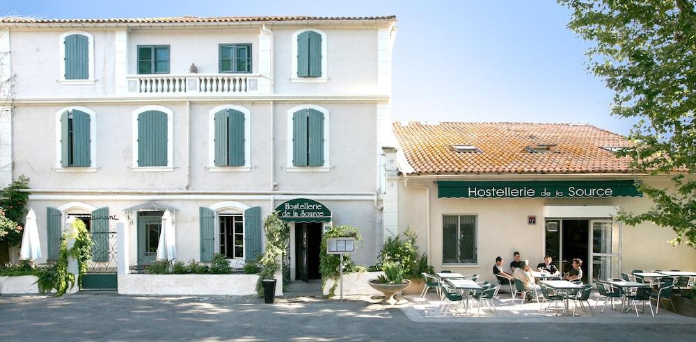 Hostellerie De La Source อาร์ลส์ ภายนอก รูปภาพ