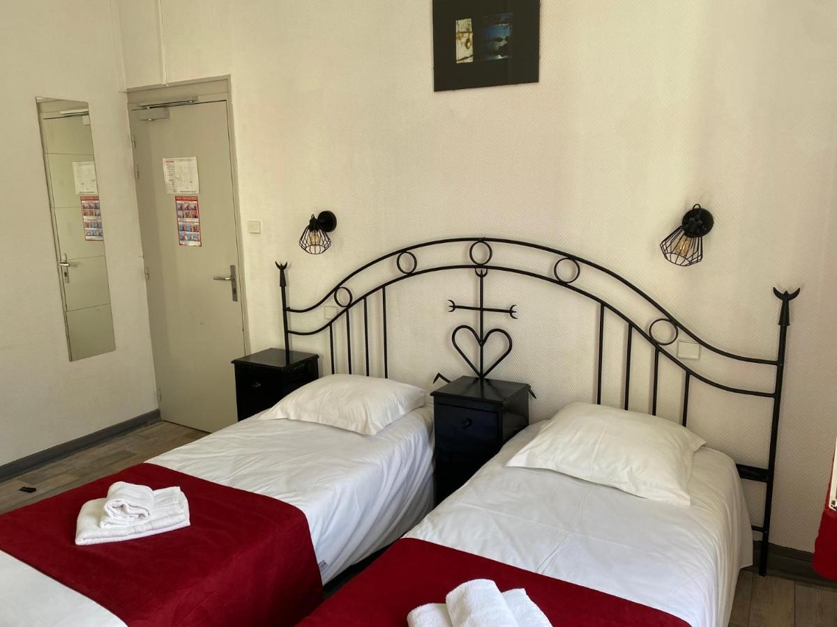 Hostellerie De La Source อาร์ลส์ ภายนอก รูปภาพ