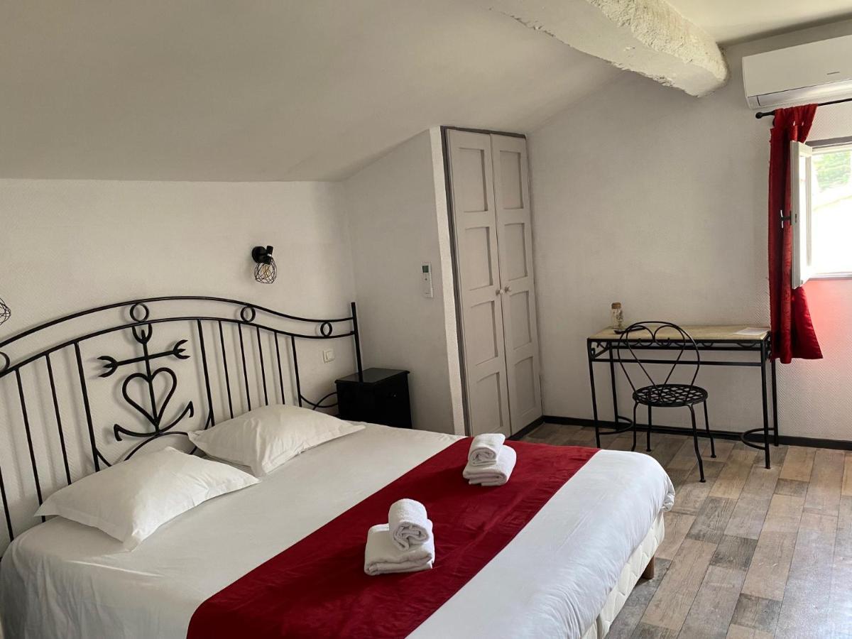 Hostellerie De La Source อาร์ลส์ ภายนอก รูปภาพ